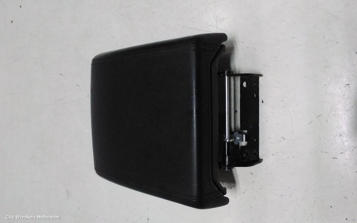 LAND ROVER DISCOVERY SPORT CONSOLE, L550, 01/2015 ONWARDS - Image 3