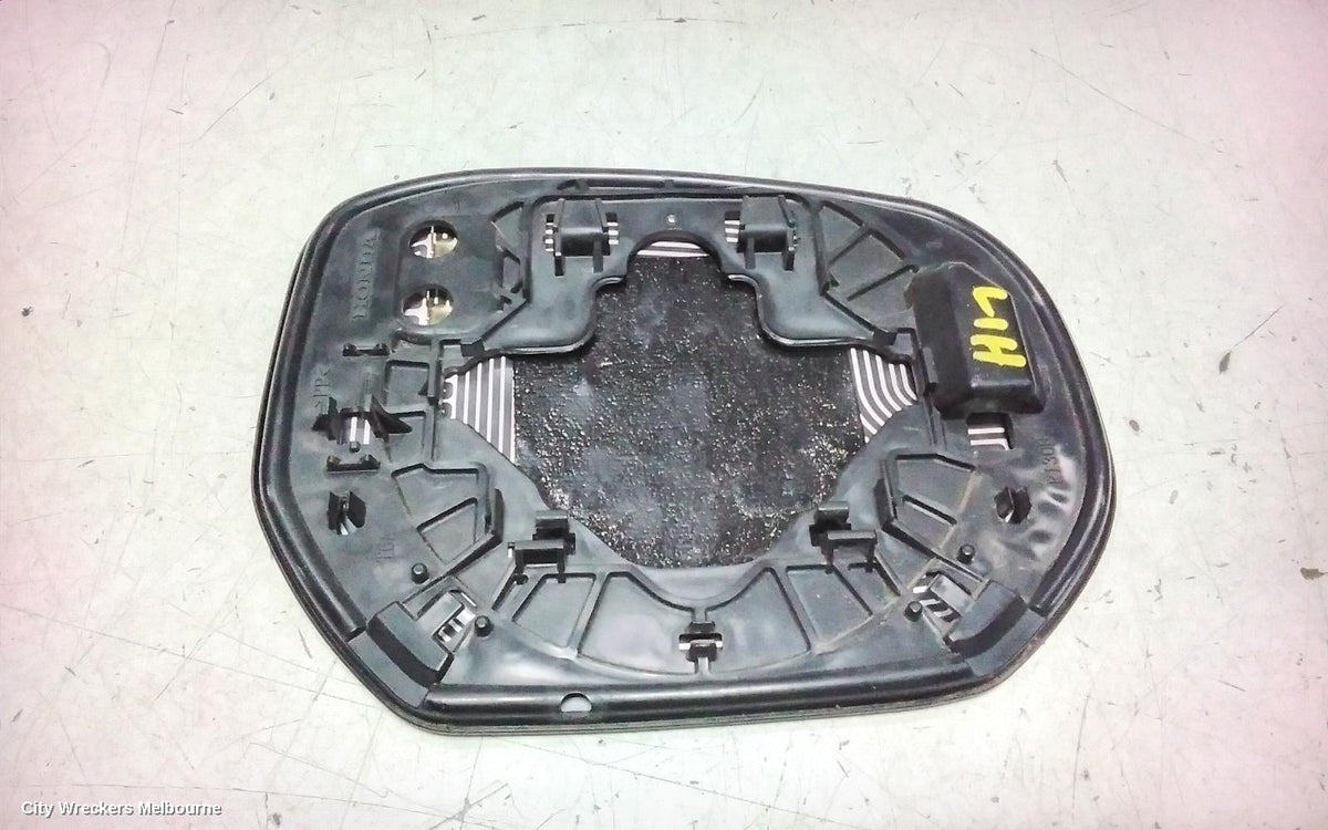 HONDA ODYSSEY LEFT DOOR MIRROR, RC1, POWER FOLD, COLOUR CODED, NON CAMERA & NON BLIND SPOT TYPE, 02/2014 - 03/2022 - Image 3