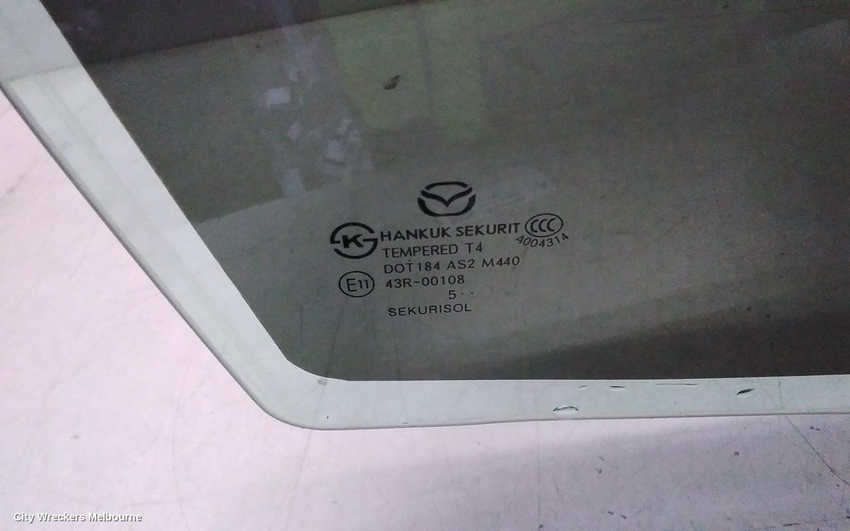 MAZDA 3 RIGHT FRONT DOOR WINDOW, BM-BN, 06/2013 - 02/2019 - Image 3