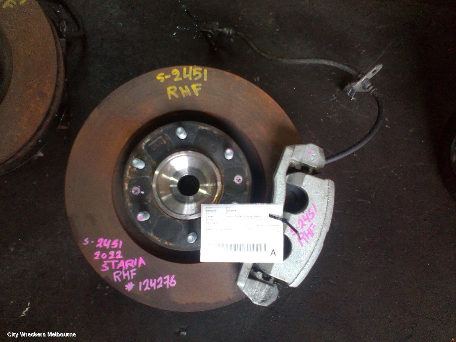 HYUNDAI STARIA RIGHT FRONT HUB ASSEMBLY, US4, 04/2021 ONWARDS - Image 1