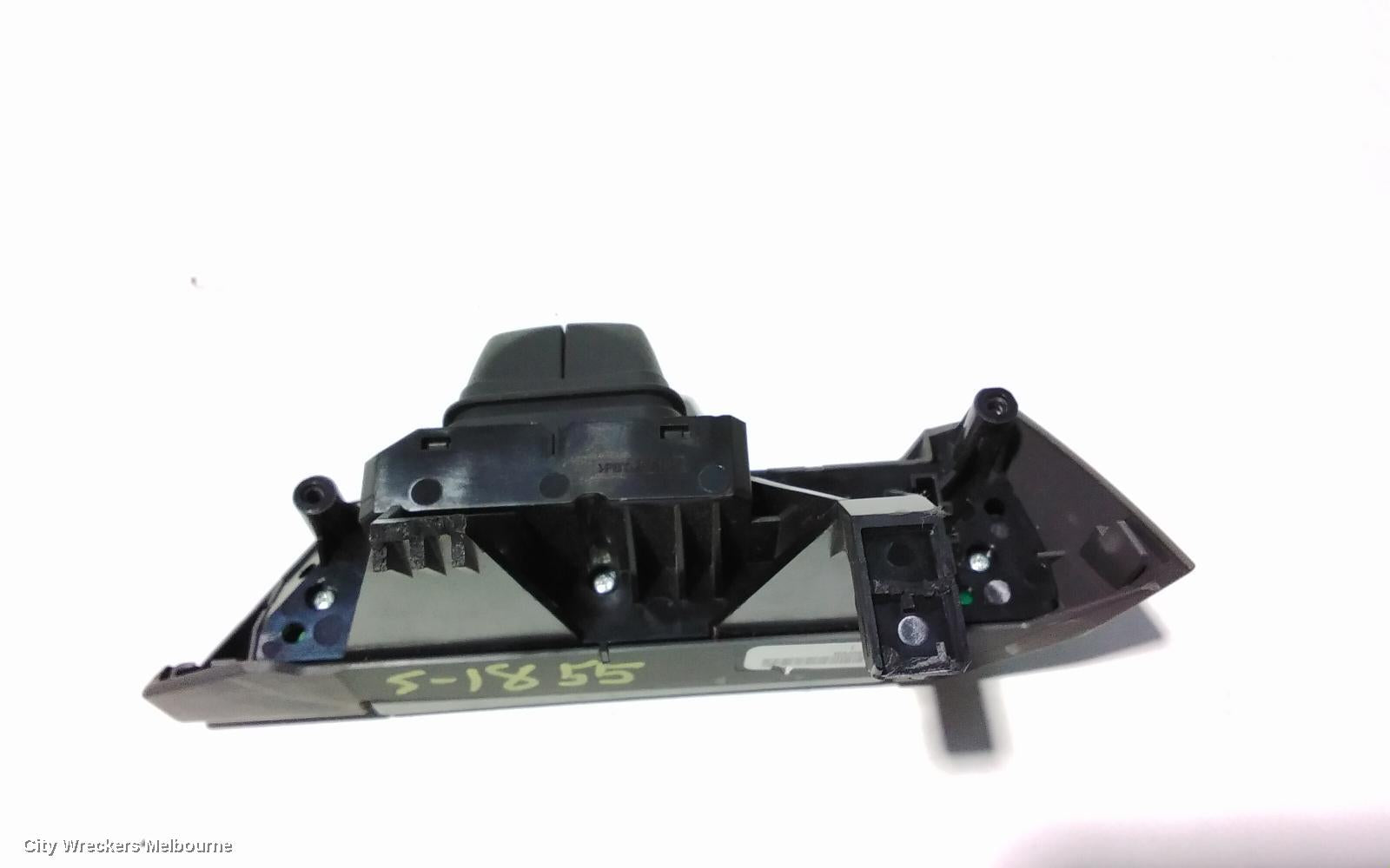 LAND ROVER RANGEROVER SPORT, L320, 08/2005 - 12/2013, RH STEERING WHEEL SWITCH PACK - XPD500510WVH: 87331 - Image 3