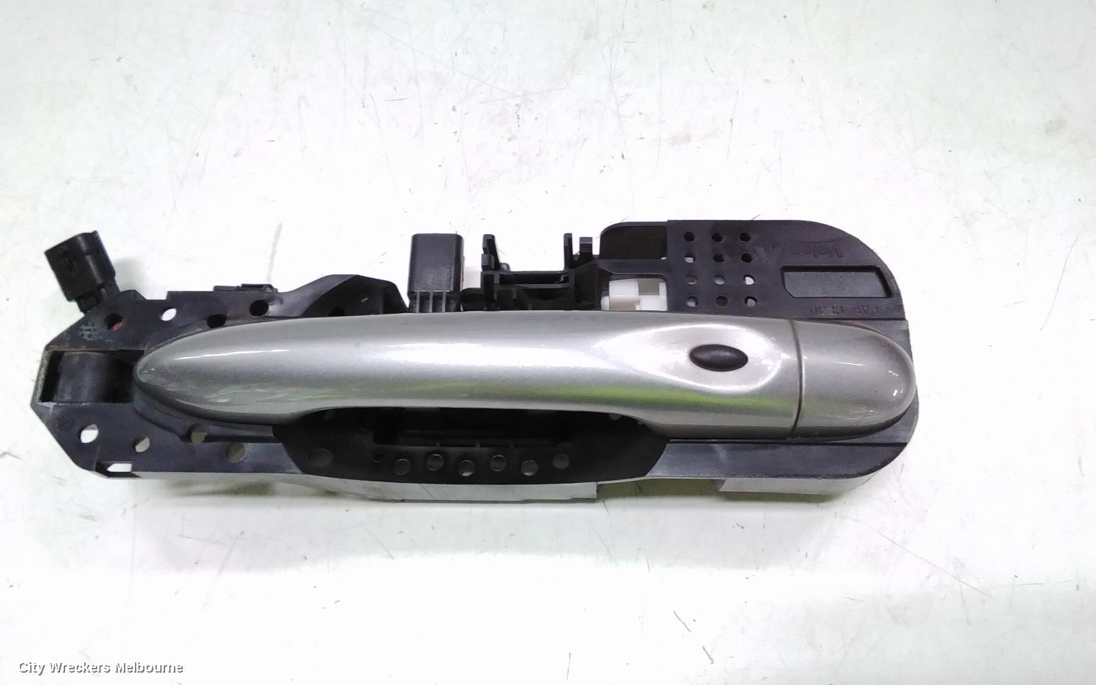 RENAULT MEGANE DOOR HANDLE, OUTER, RH FRONT, X32/X95, 09/2010 - 05/2016 - Image 2