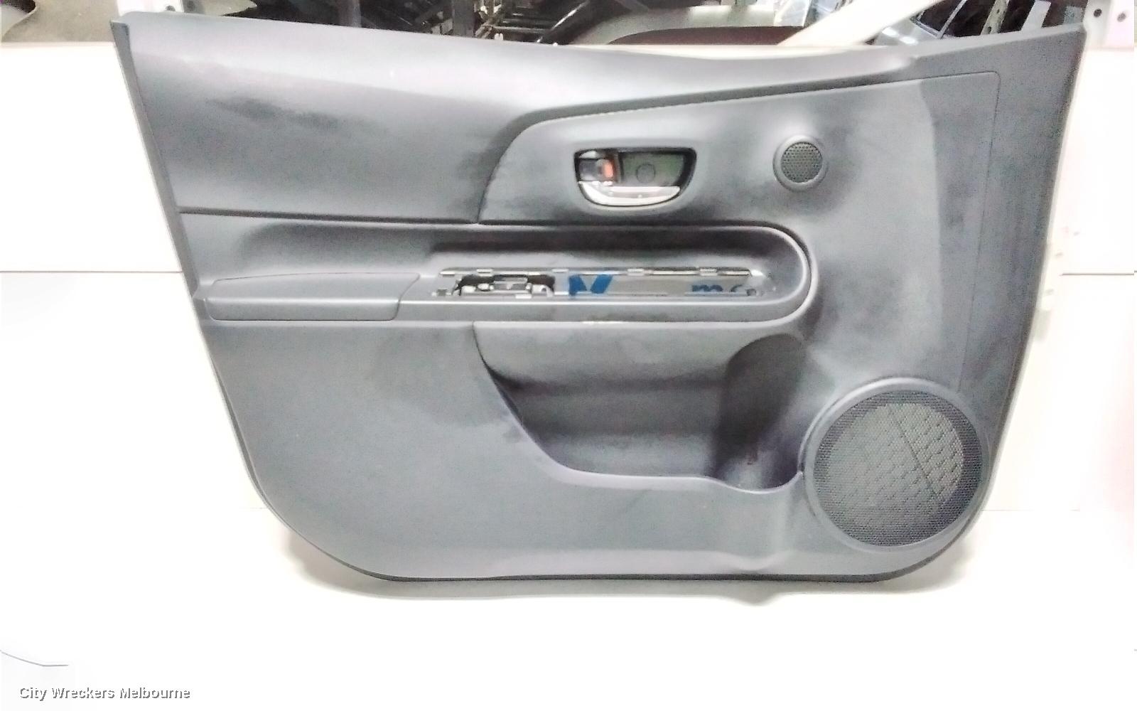 TOYOTA PRIUS DOOR TRIM, NHP10R, PRIUS C, LH FRONT, LEATHER, 12/2011 ONWARDS - Image 3
