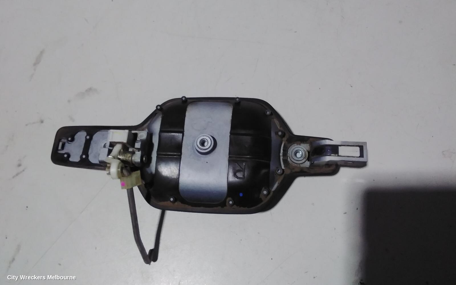 MITSUBISHI PAJERO DOOR HANDLE, OUTER, RH REAR, COLOUR CODED, NS-NX, 11/2006 ONWARDS - Image 3