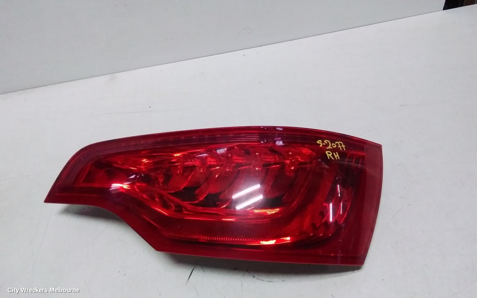 AUDI Q7 RIGHT TAILLIGHT, 4L, IN TAILGATE, 10/2009 - 08/2015 - Image 3