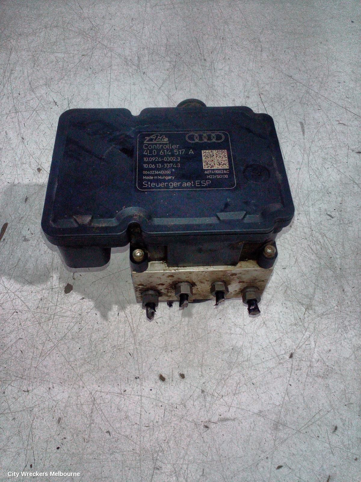 AUDI Q7 ABS PUMP/MODULATOR, 4L, P/N 4L0614517F, 09/2006 - 08/2015 - Image 1