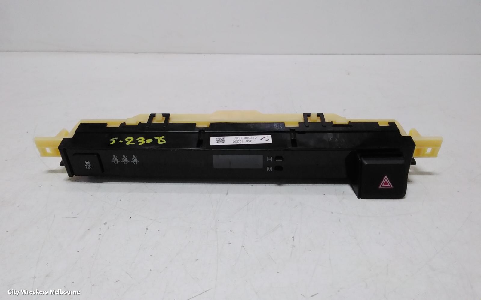 TOYOTA RAV4 CLOCK, XA40, 12/2012 - 12/2018 - Image 2