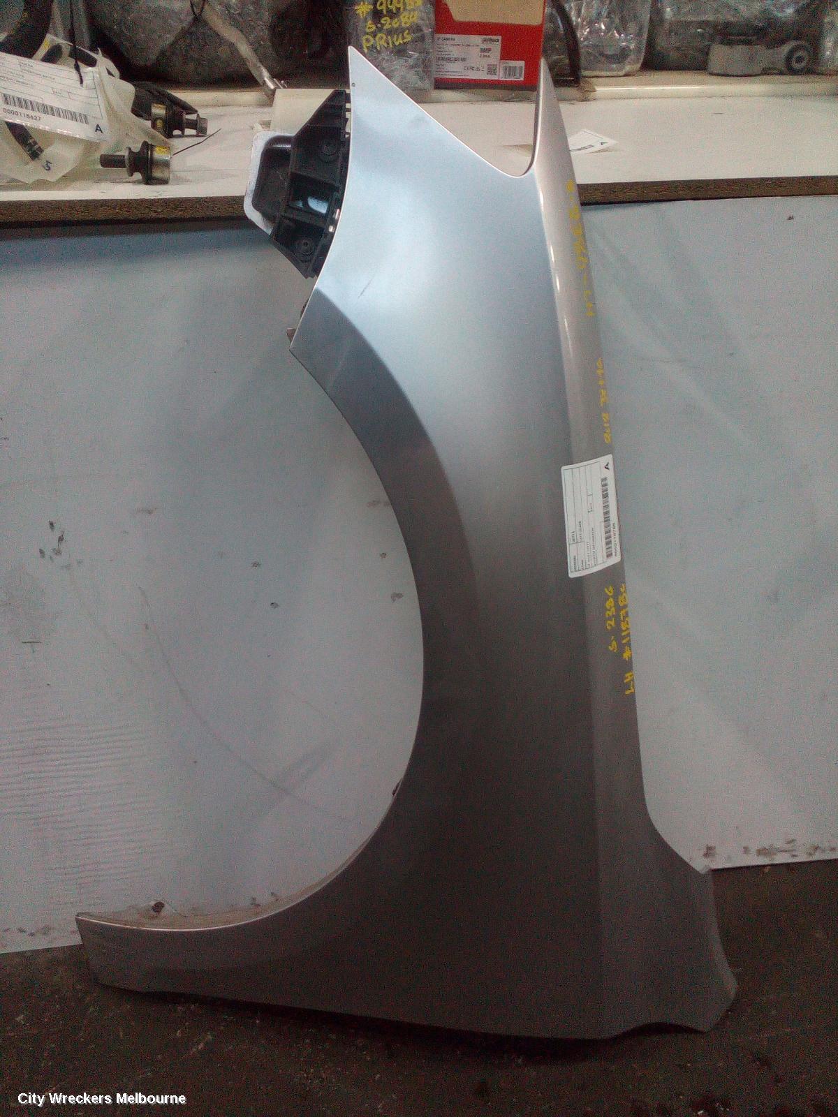 VOLKSWAGEN JETTA LEFT GUARD, 1B, 02/2011 - 12/2017 - Image 1