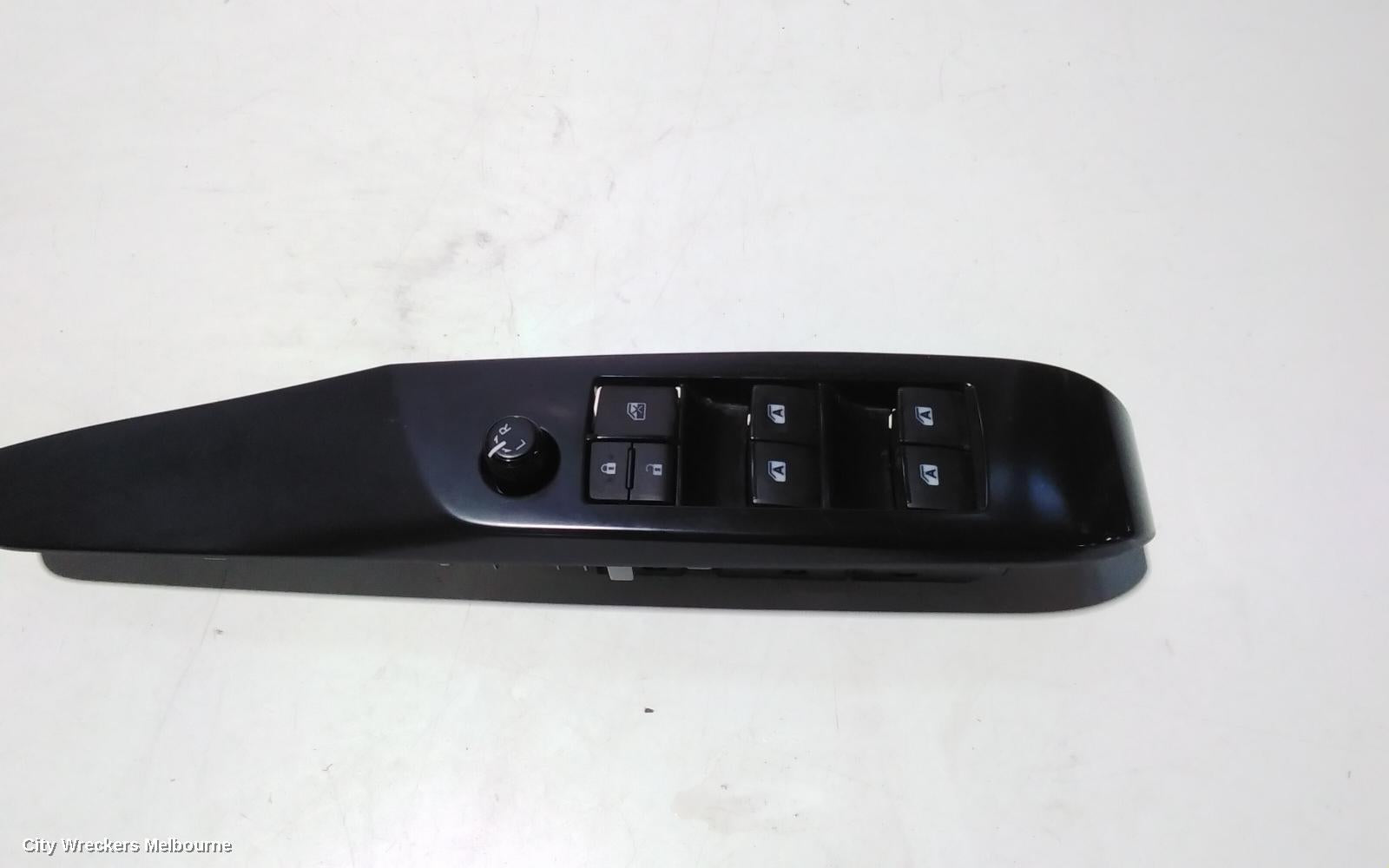 TOYOTA CAMRY PWR DR WIND SWITCH, RH FRONT (MASTER SWITCH), XV70, 09/2017 - 01/2021 - Image 1