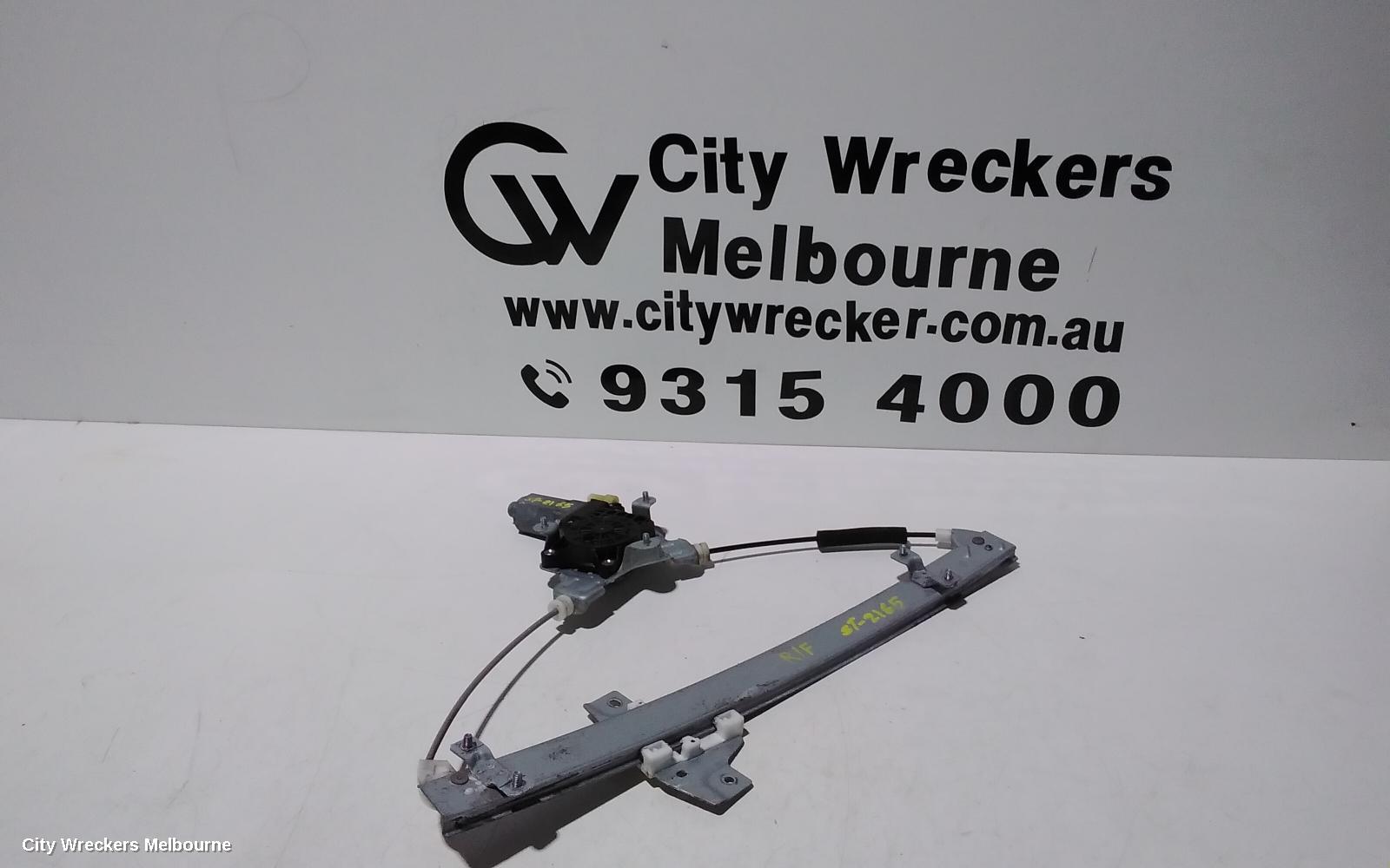 HYUNDAI GETZ RIGHT FRONT WINDOW REG/MOTOR, POWER, TB MY06, 5DR HATCH, 10/2005 - 09/2011 - Image 1