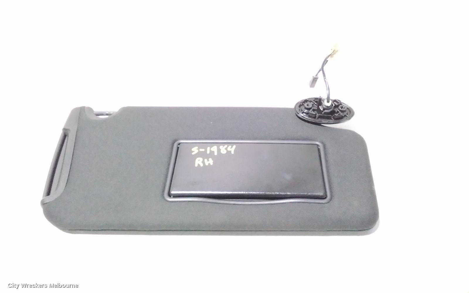 CHRYSLER 300C SUNVISOR, LX2, RH SIDE, 07/2012 ONWARDS - Image 1
