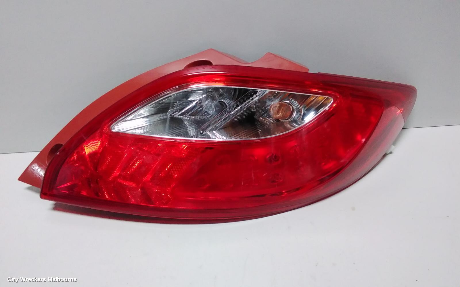 MAZDA 2 RIGHT TAILLIGHT, HATCH, DE SERIES, 09/2007 - 09/2014 - Image 1