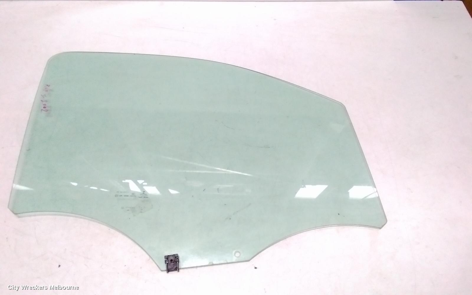 PEUGEOT EXPERT RIGHT FRONT DOOR WINDOW, K0, 04/2018 ONWARDS - Image 1