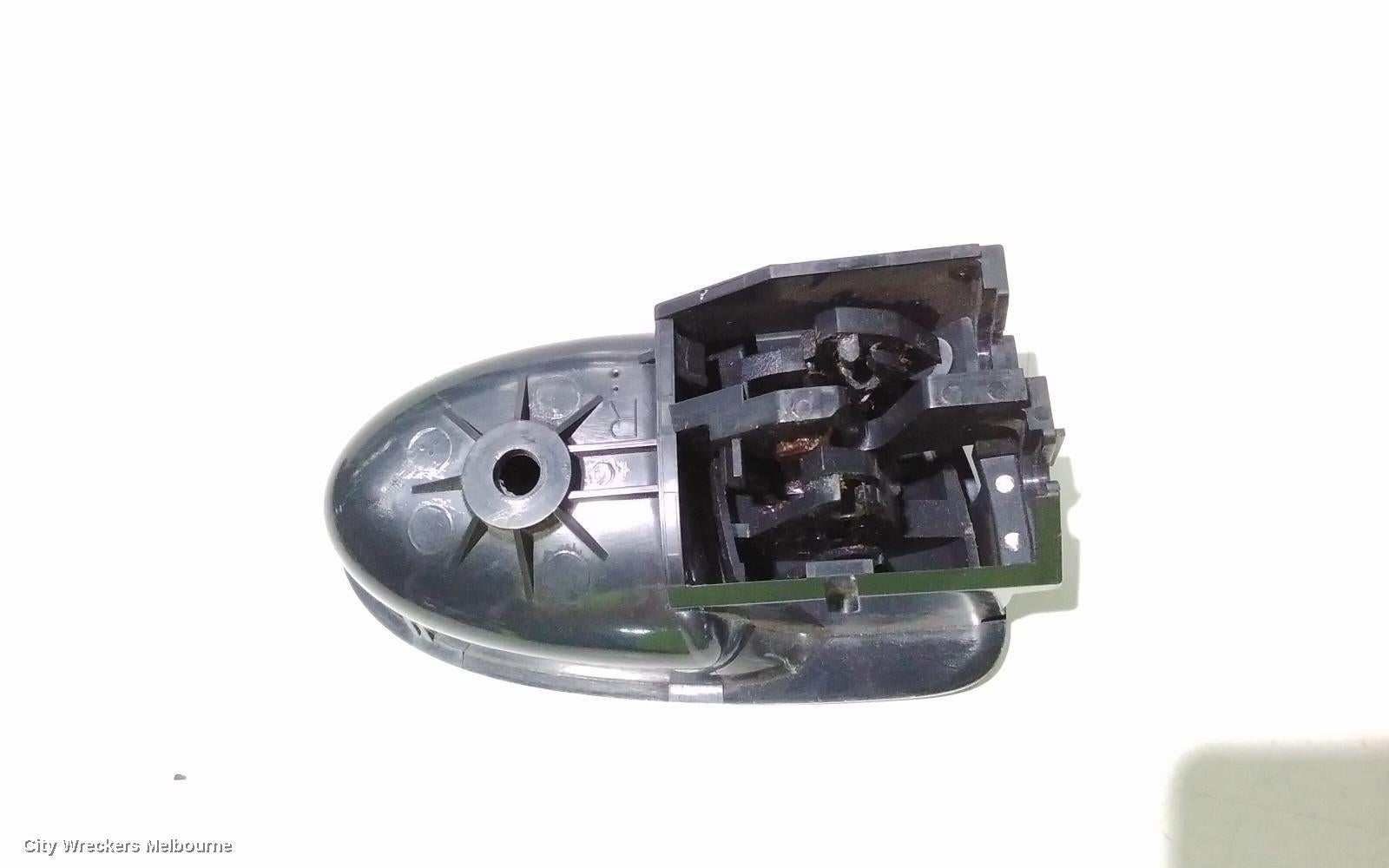 TOYOTA YARIS DOOR HANDLE, INNER, RH FRONT, NCP9#, 08/2008 - 06/2016 - Image 3