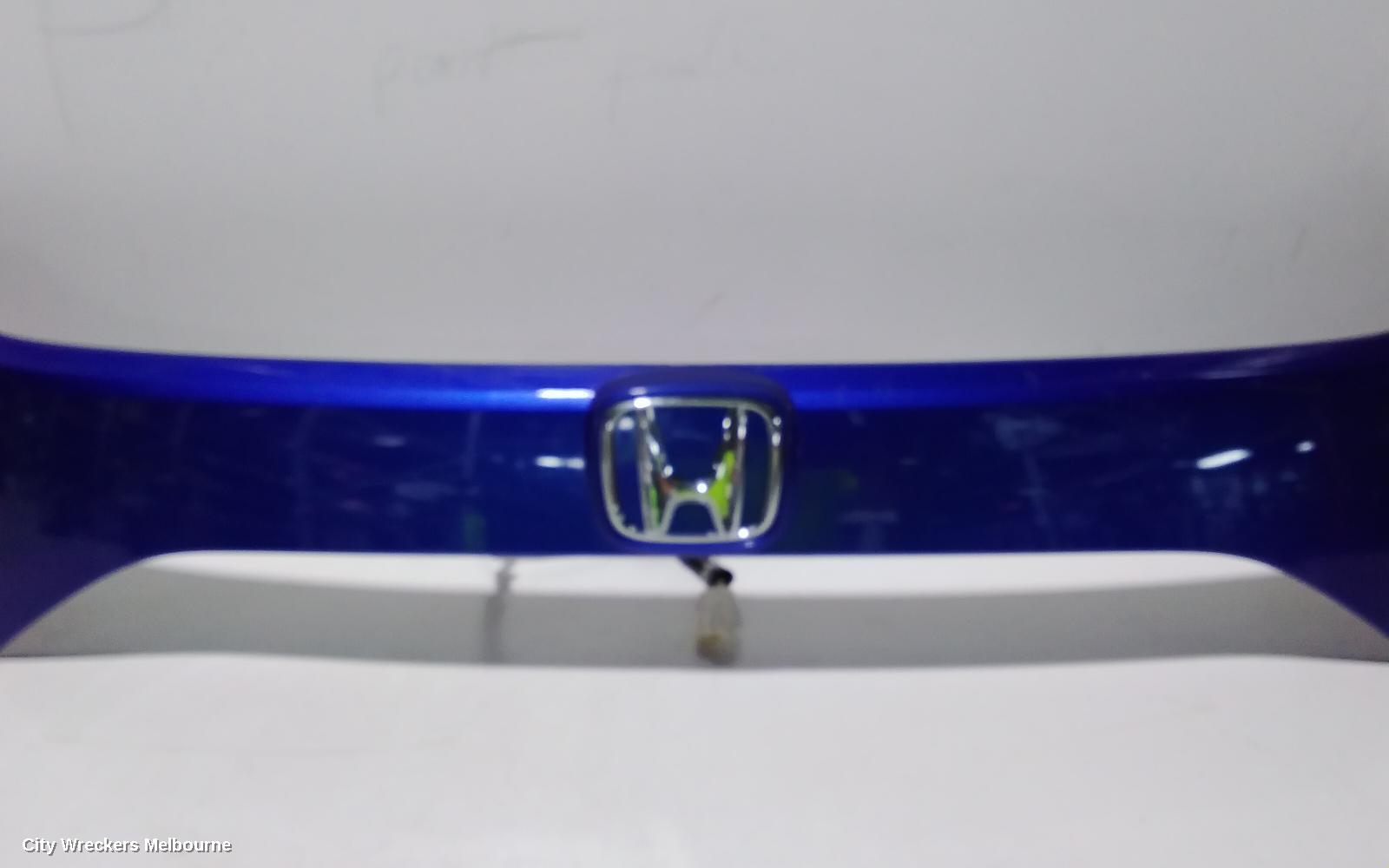 HONDA CIVIC REAR GARNISH, TAILGATE GARNISH, 10TH GEN, HATCH, TYPE R, 06/2017 - 08/2021 - Image 3