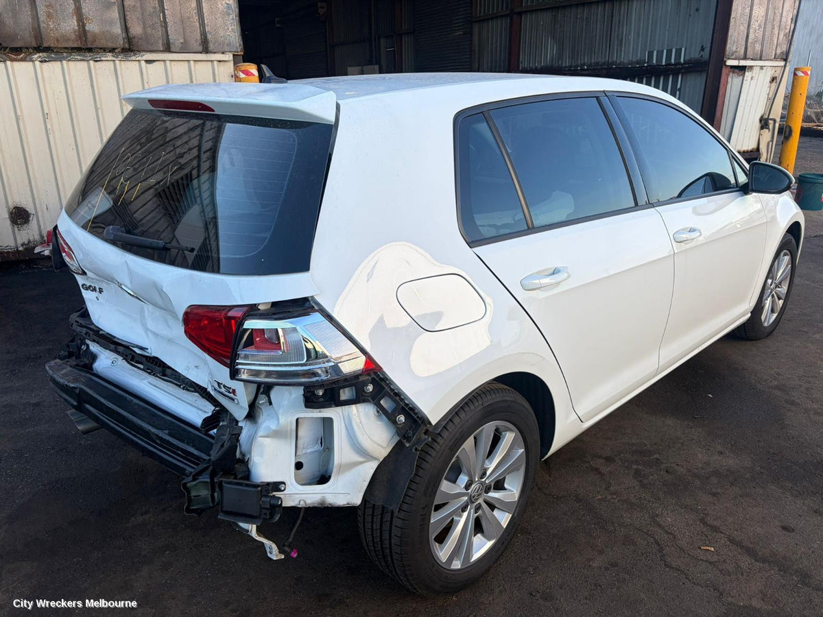 VOLKSWAGEN GOLF LEFT GUARD, GEN 7, NON FLARE TYPE, 11/2012 - 03/2017 - Image 3