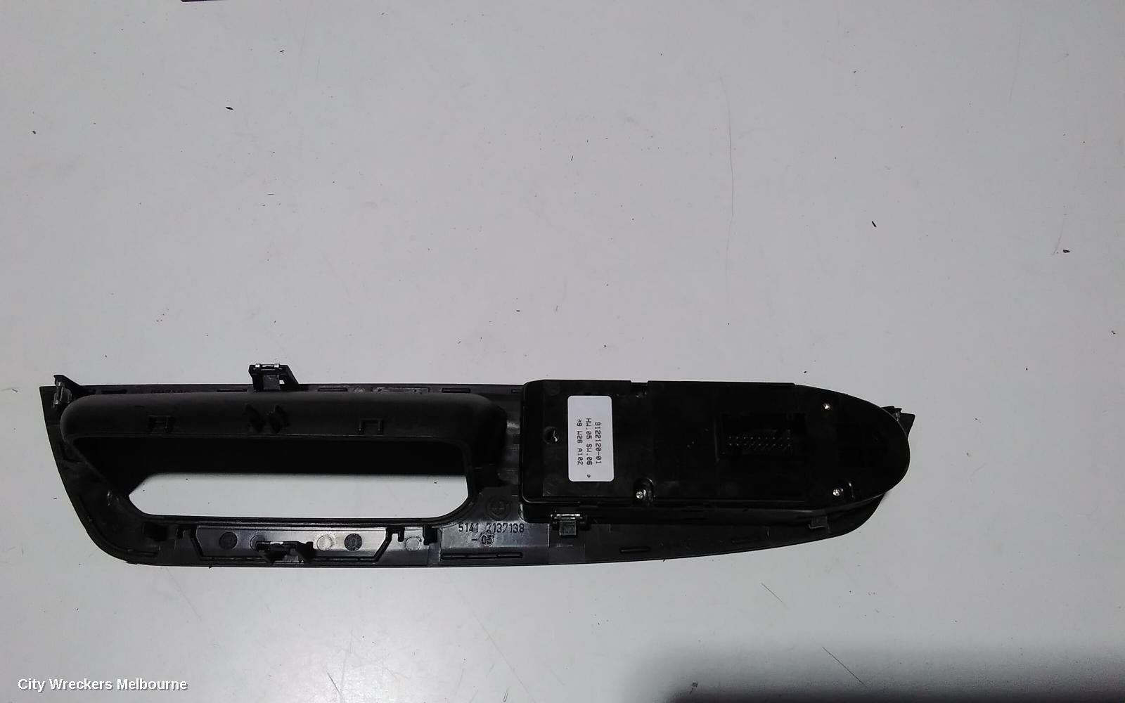 BMW X5 PWR DR WIND SWITCH, RH FRONT (MASTER SWITCH), E70, 03/2007 - 08/2013 - Image 3