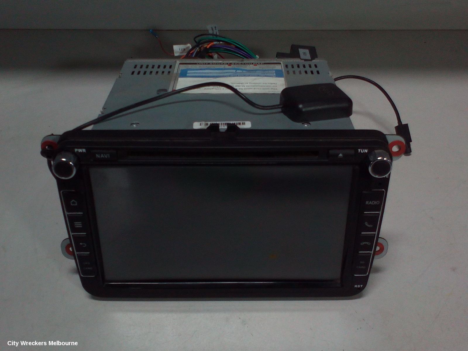 VOLKSWAGEN GOLF RADIO/CD/DVD/SAT/TV, SAT NAV HEAD UNIT, GEN 5, 07/2004 - 02/2009 - Image 2
