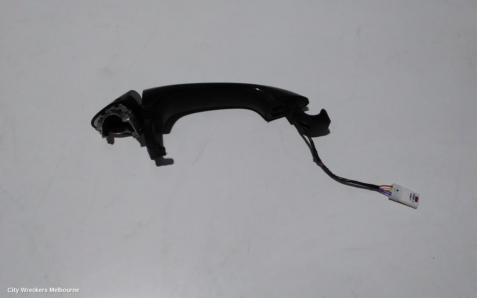 HOLDEN COMMODORE DOOR HANDLE, OUTER, RH FRONT, COLOUR CODED/CHROME, ZB, 10/2017 - 12/2020 - Image 2