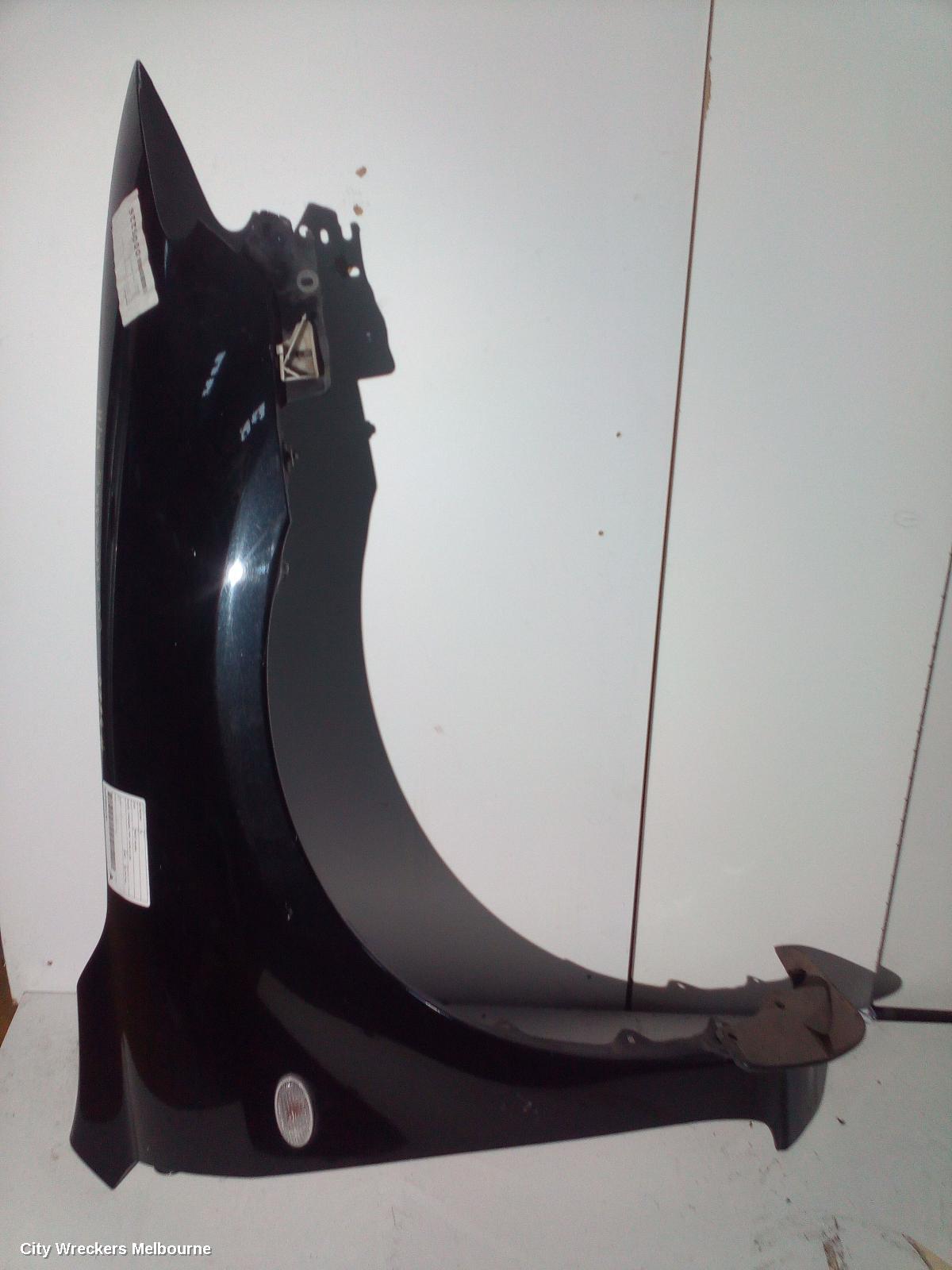 MAZDA 6 RIGHT GUARD, GG/GY, STANDARD TYPE, 09/2002 - 01/2008 - Image 1