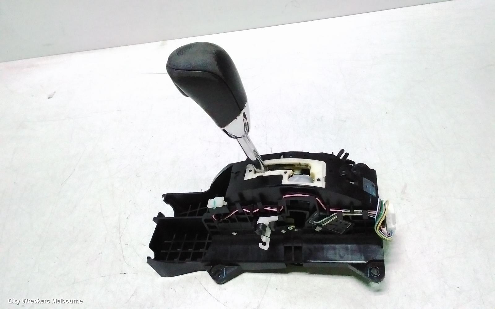 NISSAN NAVARA GEAR STICK/SHIFTER, NP300, TRANSMISSION SHIFTER, AUTO T/M TYPE, 04/2015 ONWARDS - Image 1