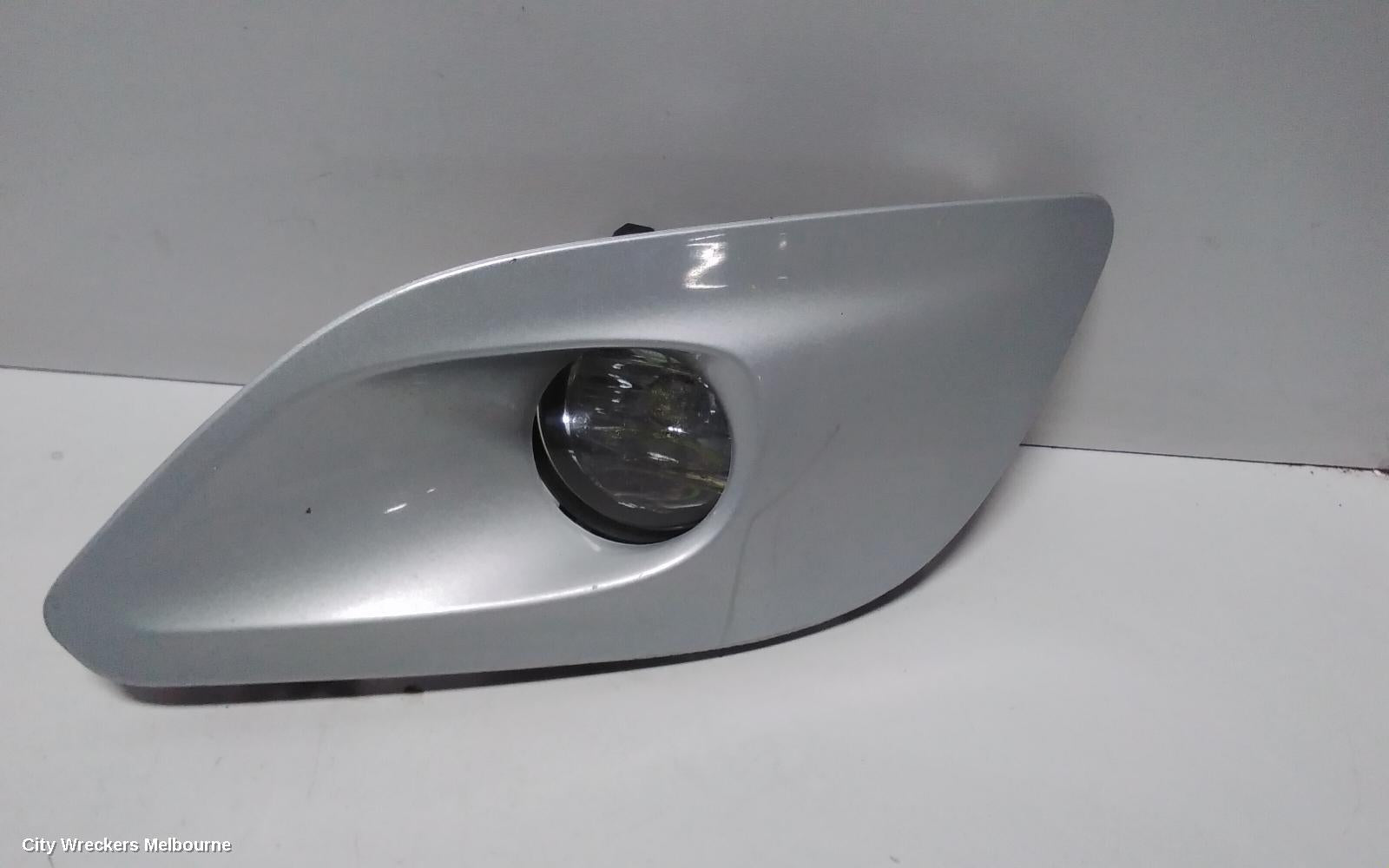 PEUGEOT 308 LEFT INDICATOR/FOG/SIDE, BUMPER FOGLAMP, T9, ACTIVE/ALLURE, 10/2014 ONWARDS - Image 2