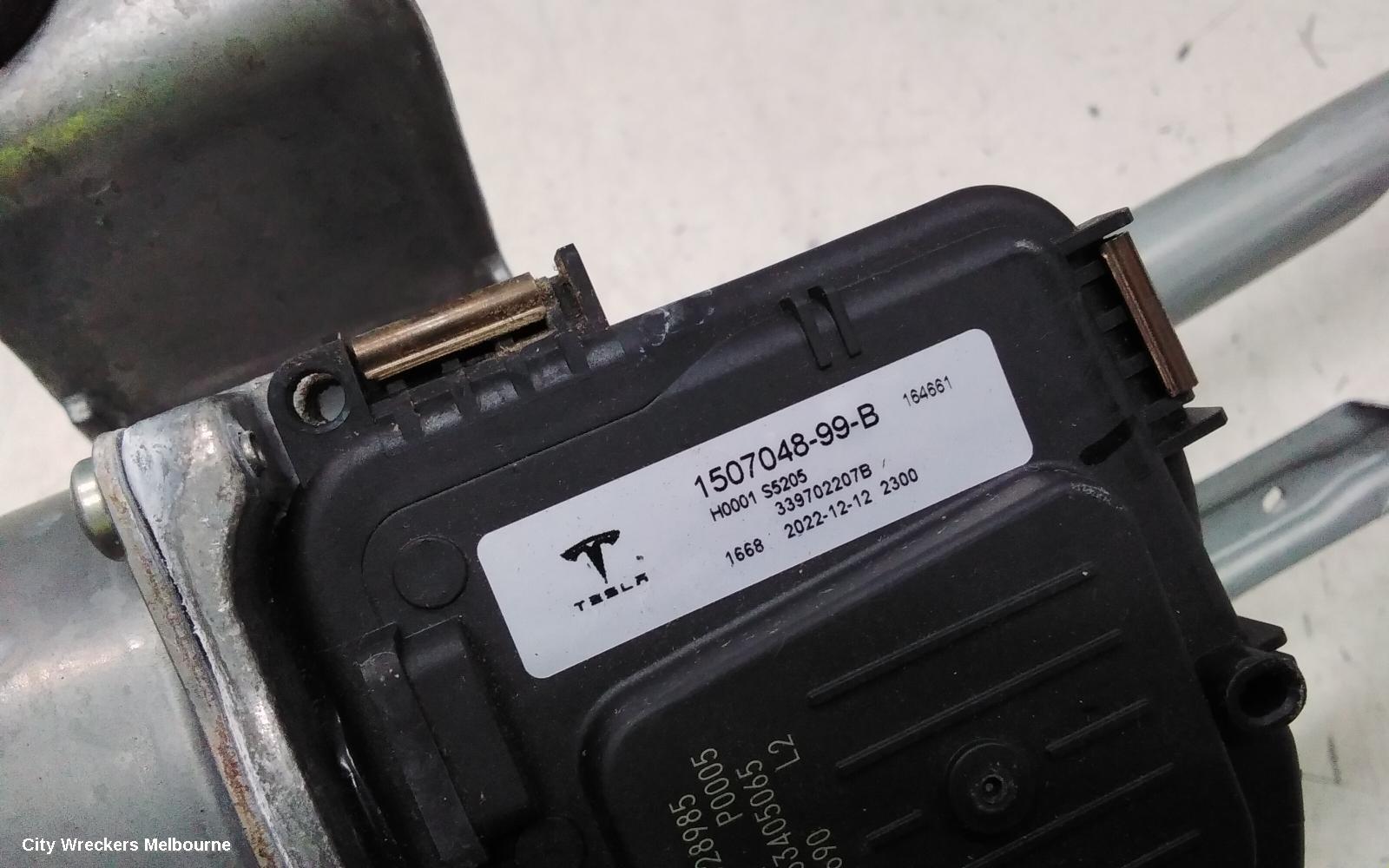 TESLA MODEL Y WIPER MOTOR, 1ST GEN, 03/2022 ONWARDS - Image 3