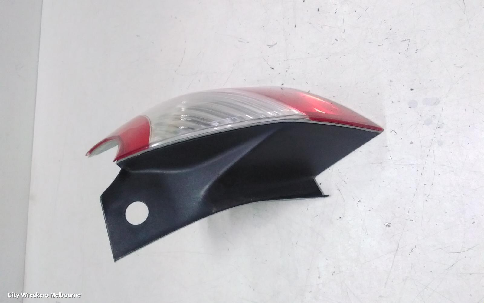 RENAULT MEGANE RIGHT TAILLIGHT, IN BODY, X32/B95, 5DR HATCH, RED, 09/2010 - 05/2016 - Image 2