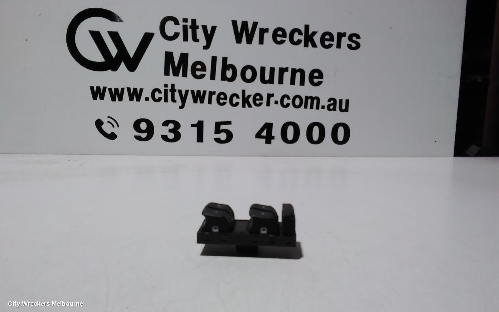 AUDI A4 PWR DR WIND SWITCH, RH FRONT (MASTER SWITCH), B8 8K, 02/2008 - 06/2012 - Image 1