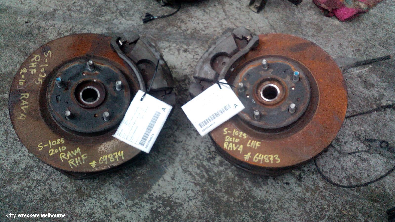 TOYOTA RAV4 LEFT FRONT HUB ASSEMBLY, ACA33, 2.4, 2AZ-FE, MANUAL T/M TYPE, 11/2005 - 11/2012 - Image 2
