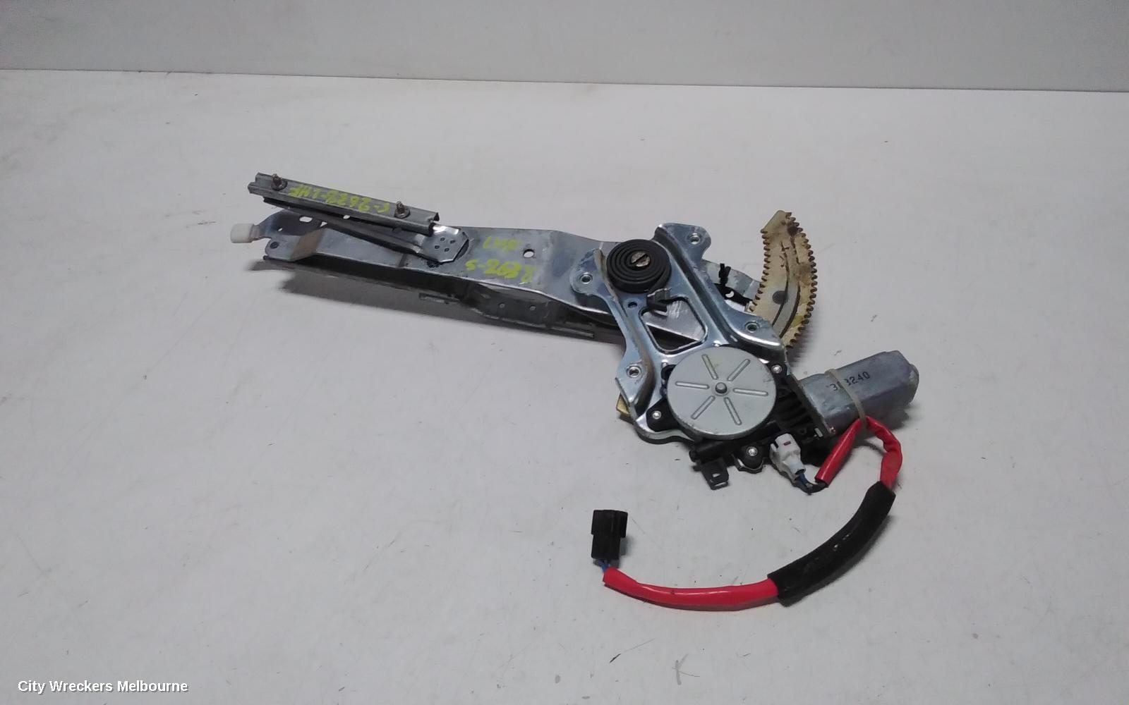 SUBARU IMPREZA LEFT FRONT WINDOW REG/MOTOR, HATCH, POWER, 10/2000 - 06/2007 - Image 1