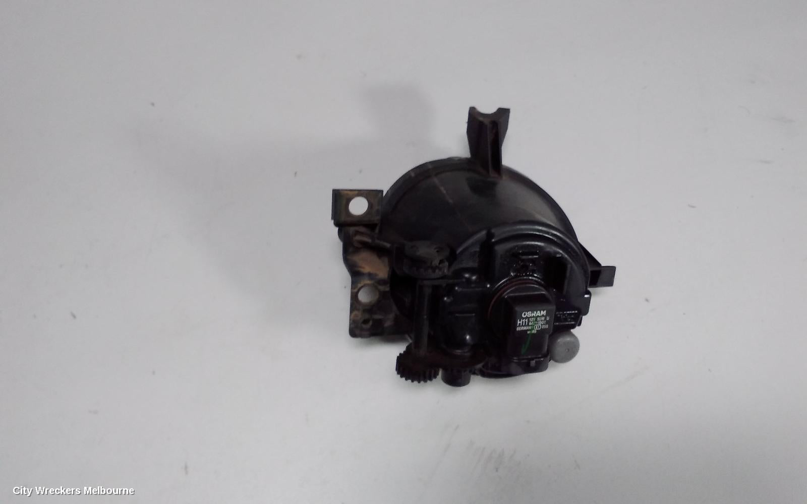 VOLKSWAGEN TOUAREG RIGHT INDICATOR/FOG/SIDE, BUMPER FOGLAMP, 09/2003 - 12/2010 - Image 3