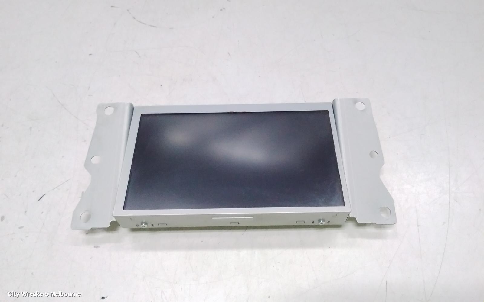 LDV G10 RADIO/CD/DVD/SAT/TV, DISPLAY UNIT, 10IN TOUCHSCREEN, SV7A/SV7C, WAGON/VAN, 04/2015 ONWARDS - Image 2