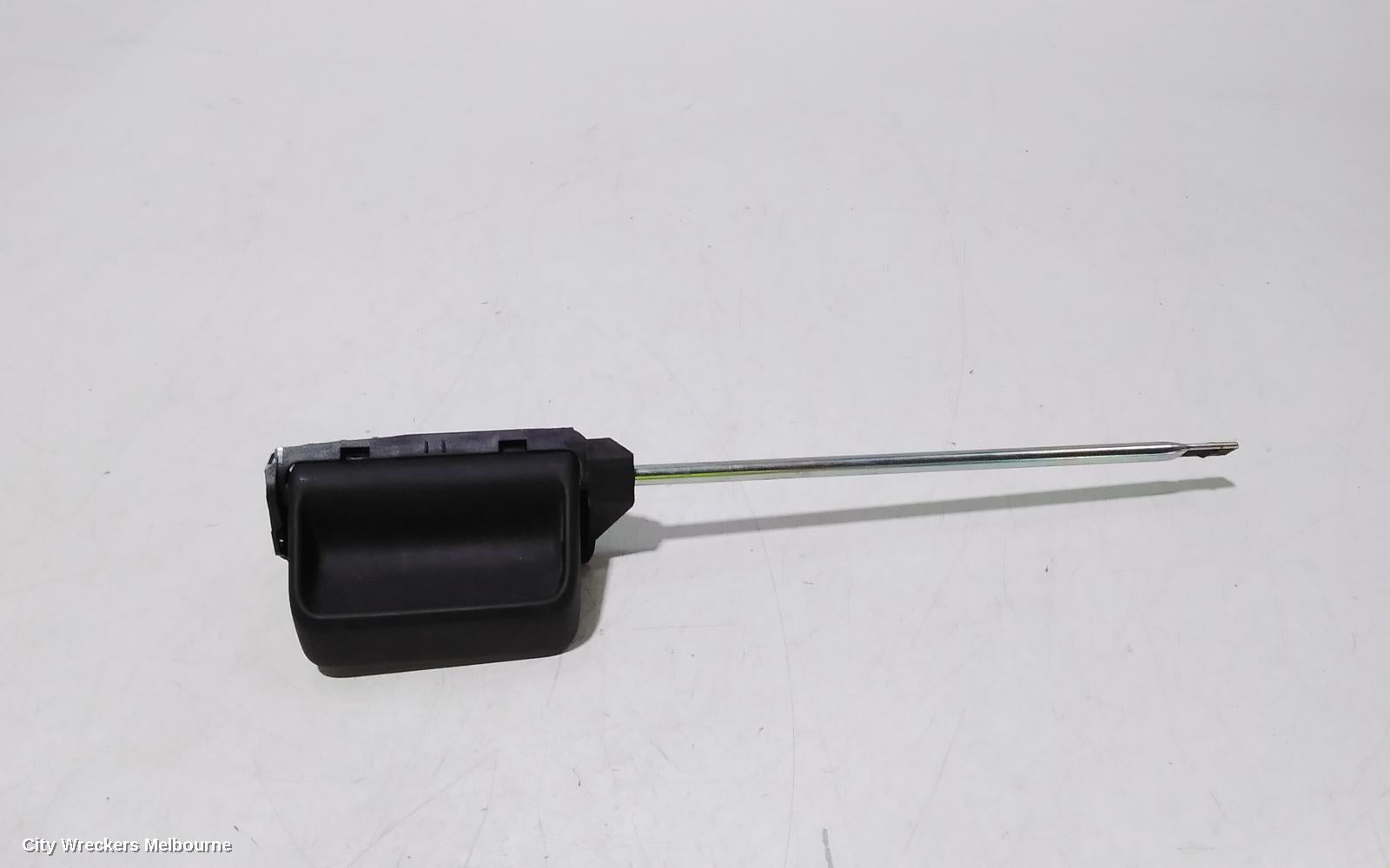 VOLKSWAGEN TRANSPORTER DOOR HANDLE, INNER, RH REAR, T5, 08/2004 - 06/2015 - Image 1