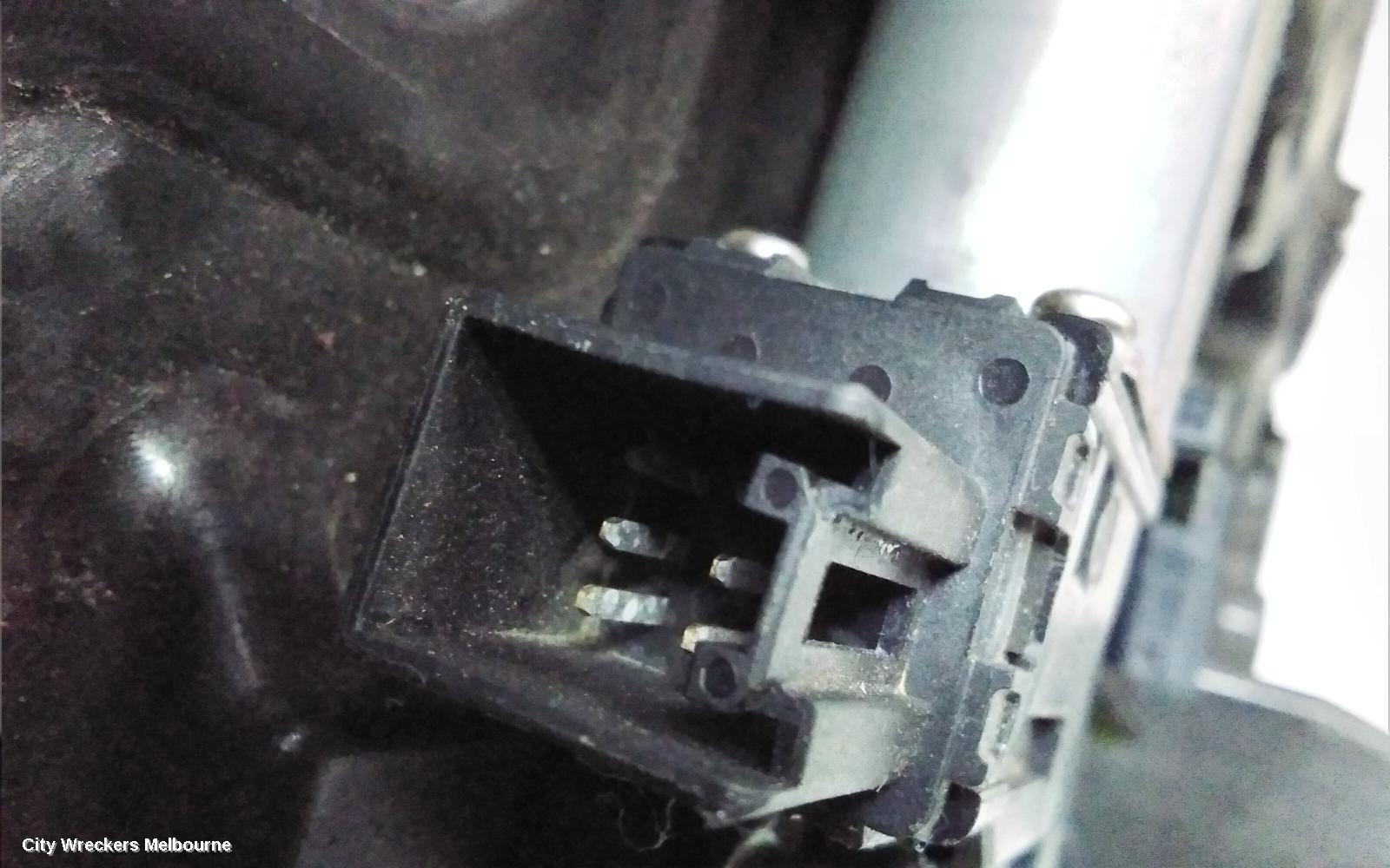 MAZDA CX5 RIGHT FRONT WINDOW REG/MOTOR, KF, DOOR REG ASSY (REG AND MOTOR), 02/2017 ONWARDS - Image 3