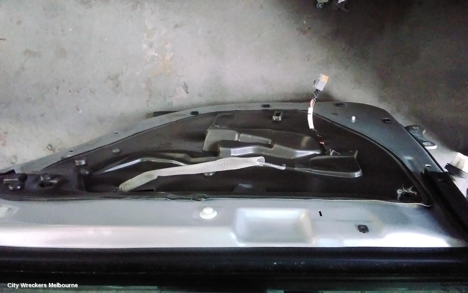 CHRYSLER 300C RIGHT REAR WND REG/MOTOR, POWER, 01/2005 - 12/2011 - Image 1