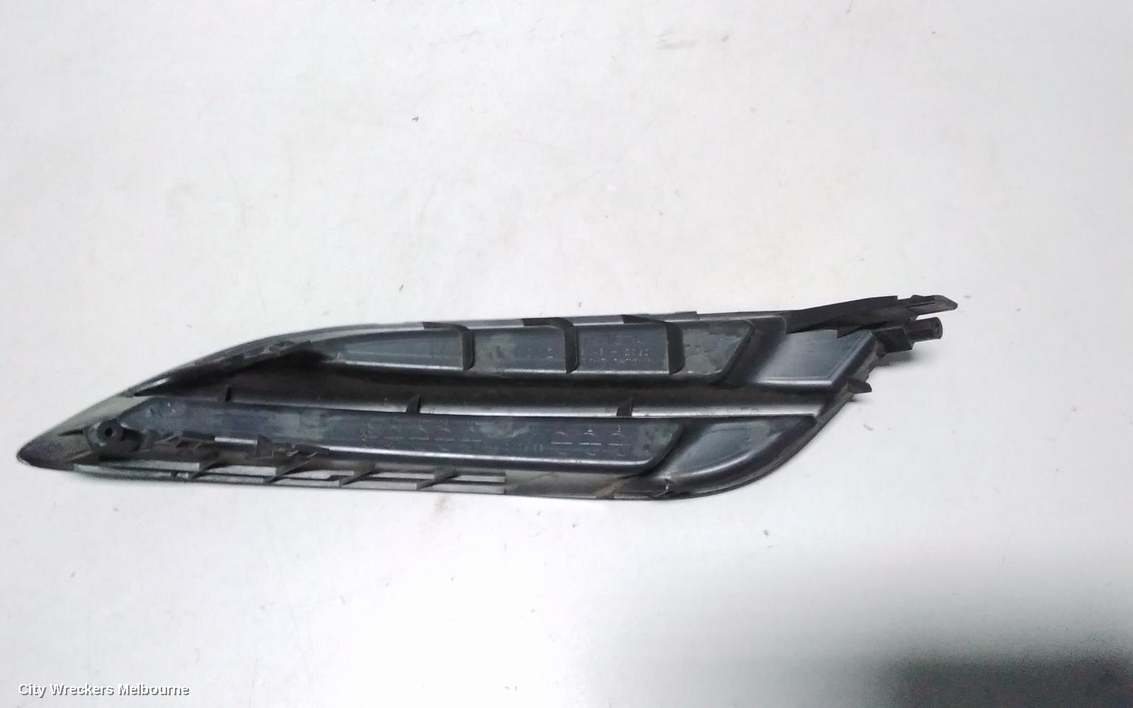 TOYOTA COROLLA RIGHT INDICATOR/FOG/SIDE, BUMPER FOGLAMP, ZRE152R, HATCH, 03/2007 - 10/2009 - Image 3