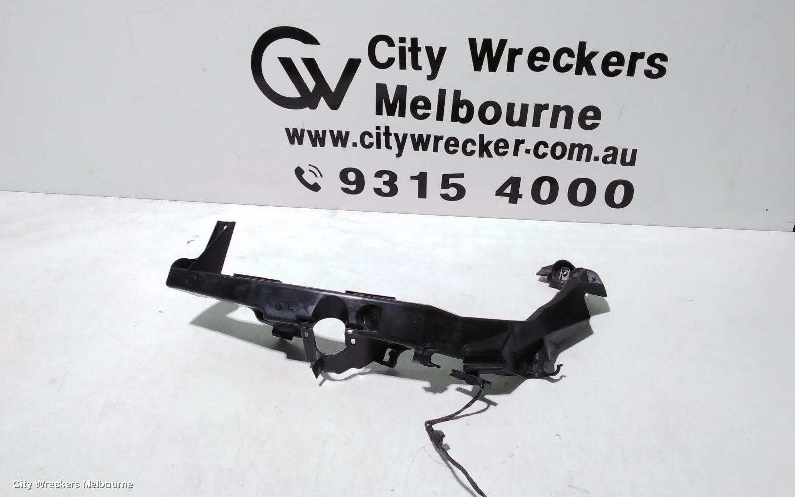 BMW 3 SERIES, E90, SEDAN, 03/2005 - 12/2013, LH HEADLIGHT BRAKET: 107281 - Image 1