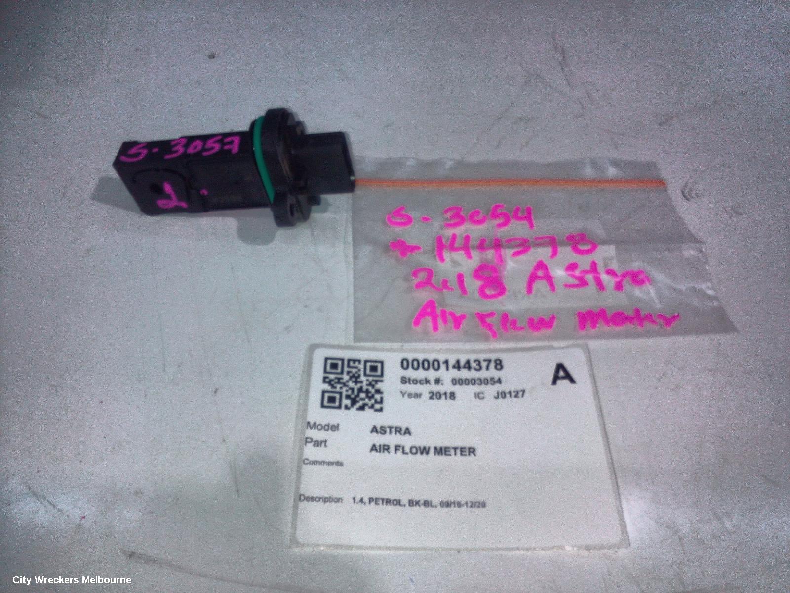 HOLDEN ASTRA AIR FLOW METER, 1.4, PETROL, BK-BL, 09/2016 - 12/2020 - Image 1