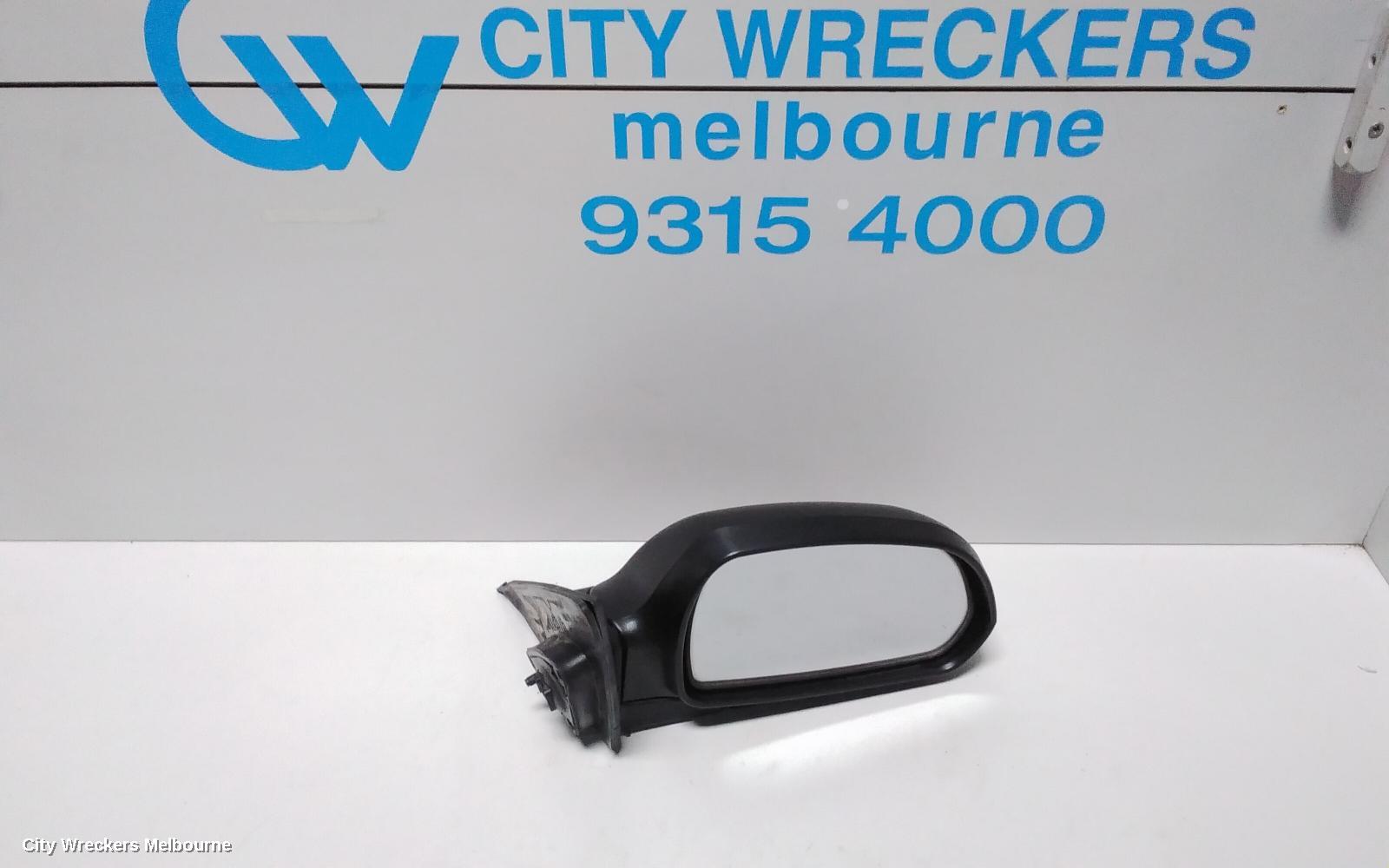 HYUNDAI ELANTRA RIGHT DOOR MIRROR, XD, POWER, BLACK, 10/2003 - 07/2006 - Image 1