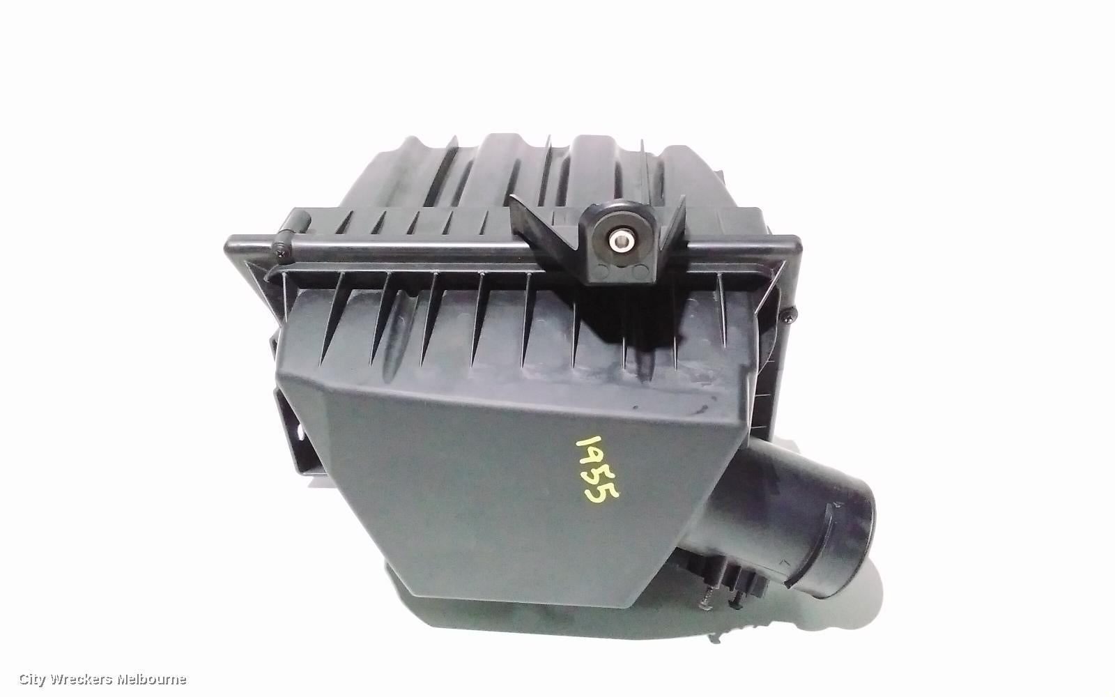 LAND ROVER DISCOVERY SPORT AIR CLEANER/BOX, AIR CLEANER, L550, 2.2, DIESEL, 01/2015 - 06/2016 - Image 1