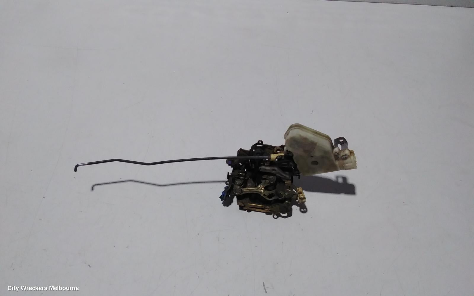 NISSAN XTRAIL DOOR/BOOT/GATE LOCK, RIGHT FRONT DOOR LOCK, T30, 10/2001 - 09/2007 - Image 3