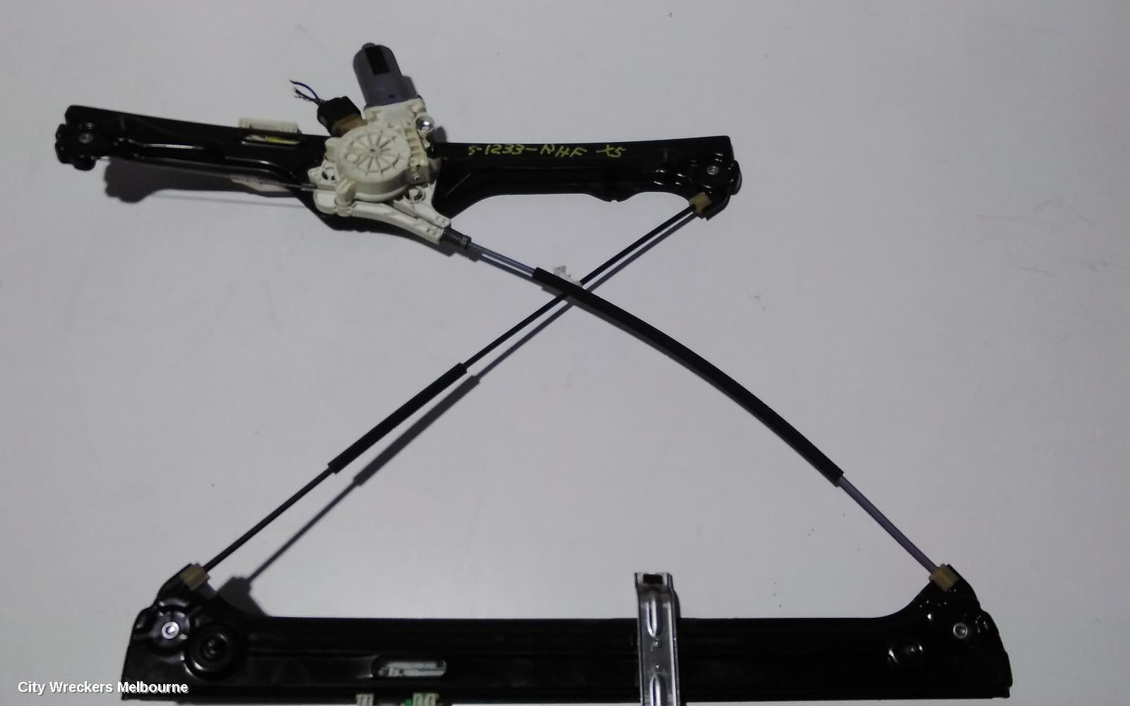 BMW X5 RIGHT FRONT WINDOW REG/MOTOR, E70, POWER, 03/2007 - 08/2013 - Image 1