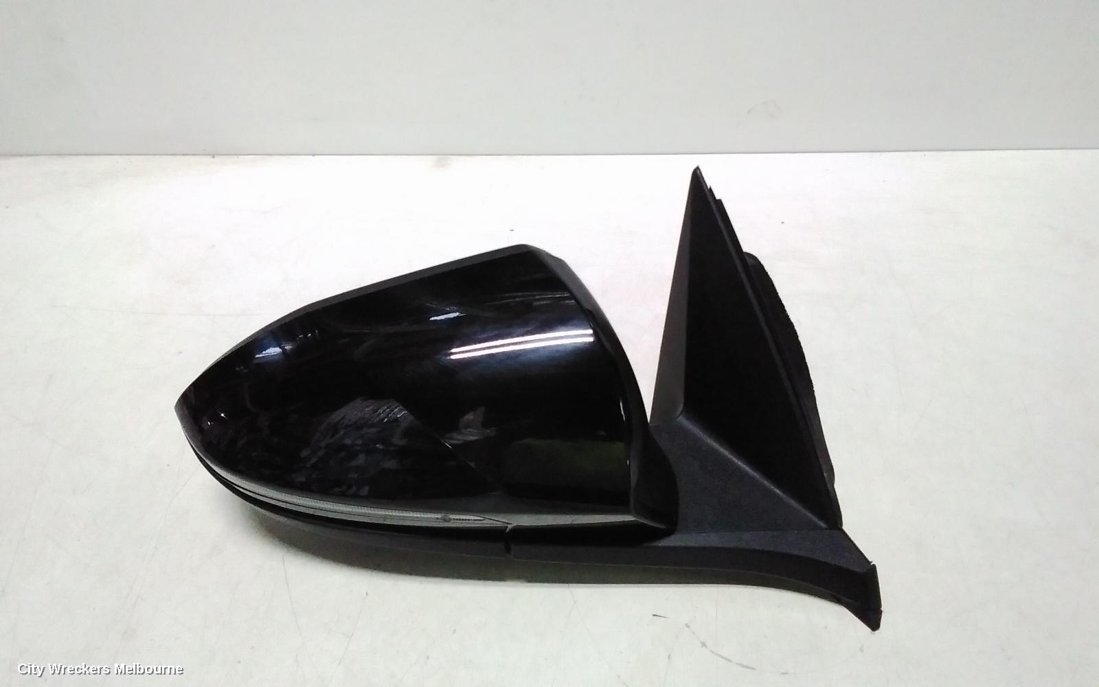 HYUNDAI TUCSON RIGHT DOOR MIRROR, NX4, W/ POWER FOLDING, HEATED, NON CAMERA TYPE, COLOUR CODED, 02/2021 - 01/2024 - Image 2