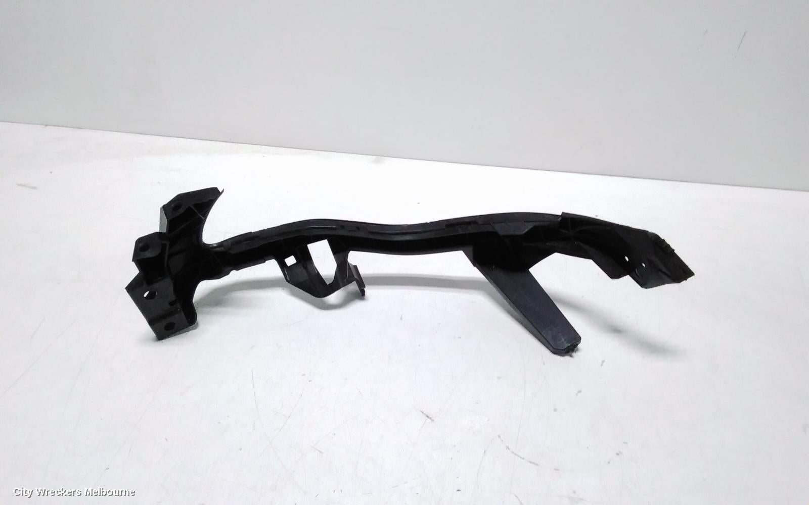 SUBARU XV, G4X, 08/2011 - 04/2017, RHF HEADLIGHT BRAKET: 117709 - Image 3