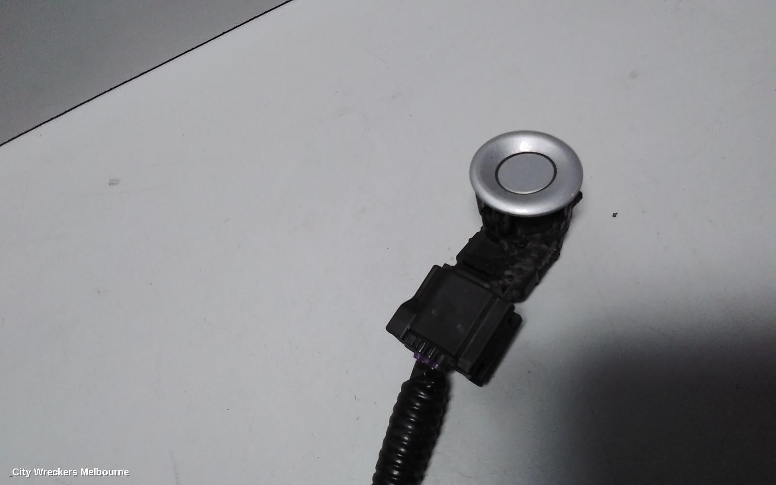 TOYOTA TARAGO, XR50, 03/2006 - 06/2020, PARKING SENSOR (CRUSH SENSOR ) 2 PIECE ~ 3 WIRE TYPE: 64097 - Image 3