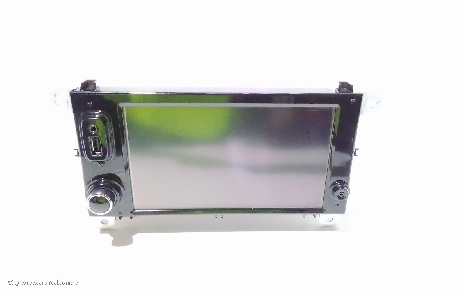 RENAULT CLIO RADIO/CD/DVD/SAT/TV, MEDIA NAV (NAV0G1), X98, 09/2013 - 10/2019 - Image 2