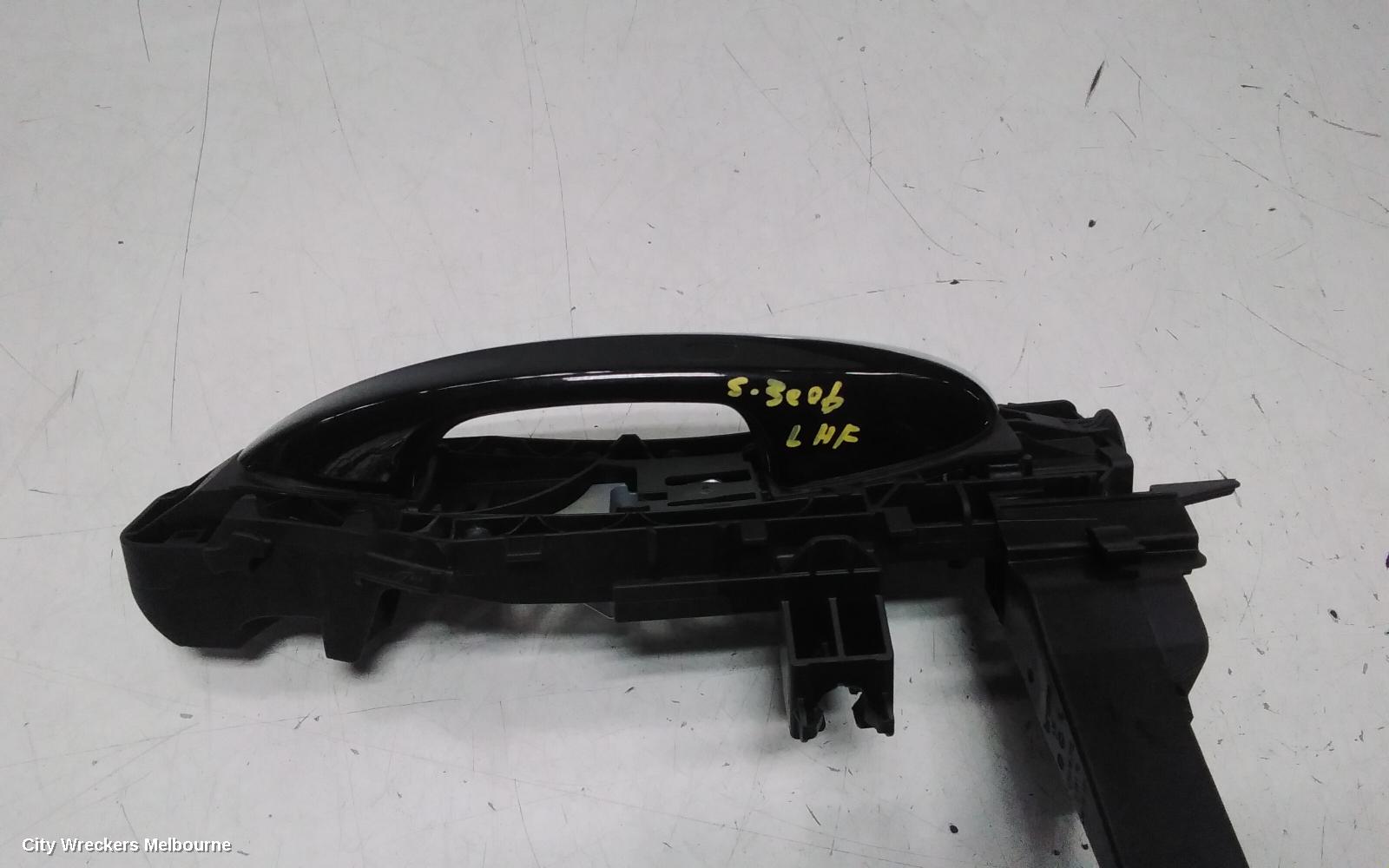 MERCEDES EQA DOOR HANDLE, H243, LH FRONT, OUTER, 01/2021 ONWARDS - Image 2