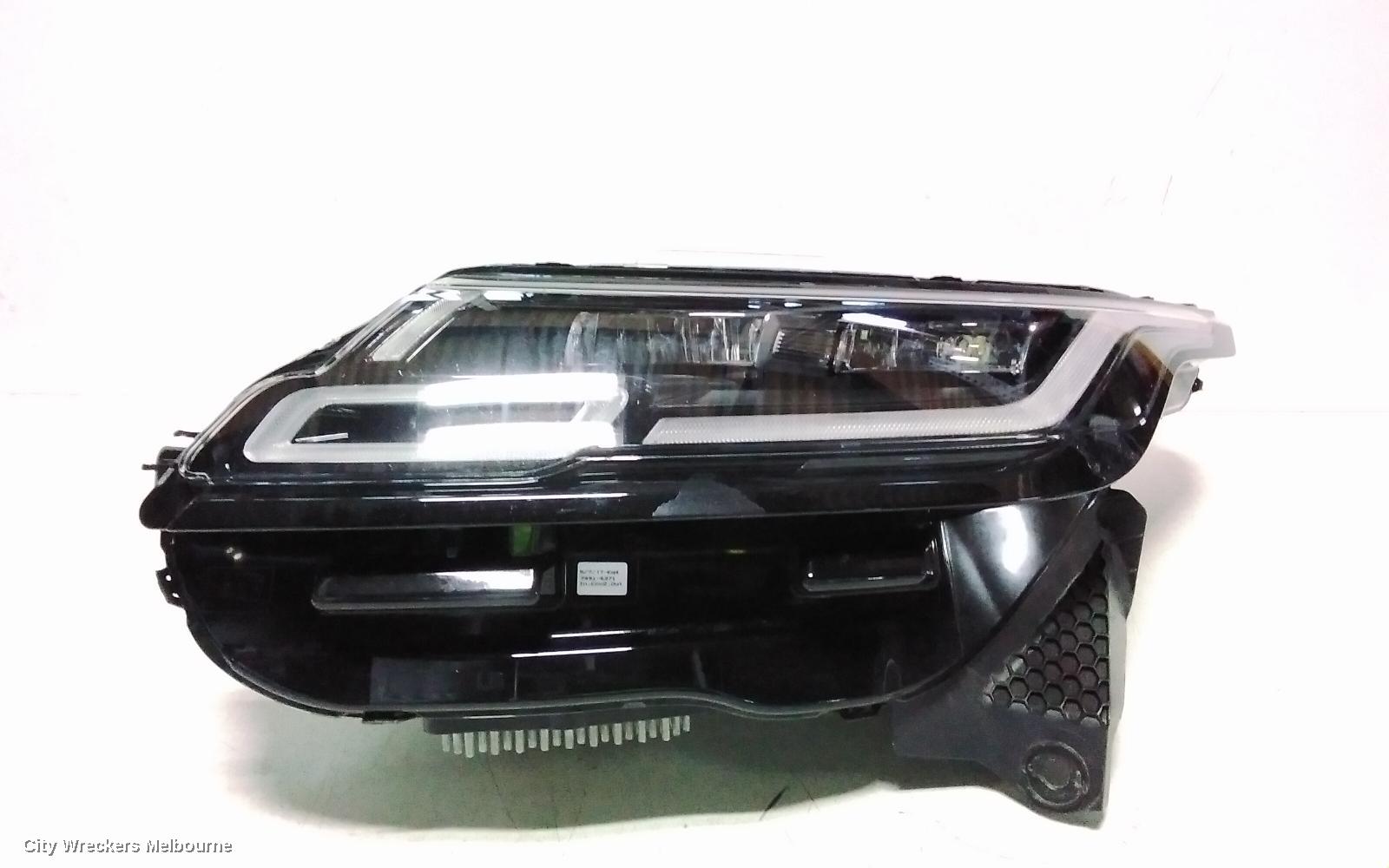 LAND ROVER RANGEROVER VELAR LEFT HEADLAMP, L560, W/ LED TYPE, W/ DATYTIME RUNNING LAMP, 05/2017 - 12/2019 - Image 2