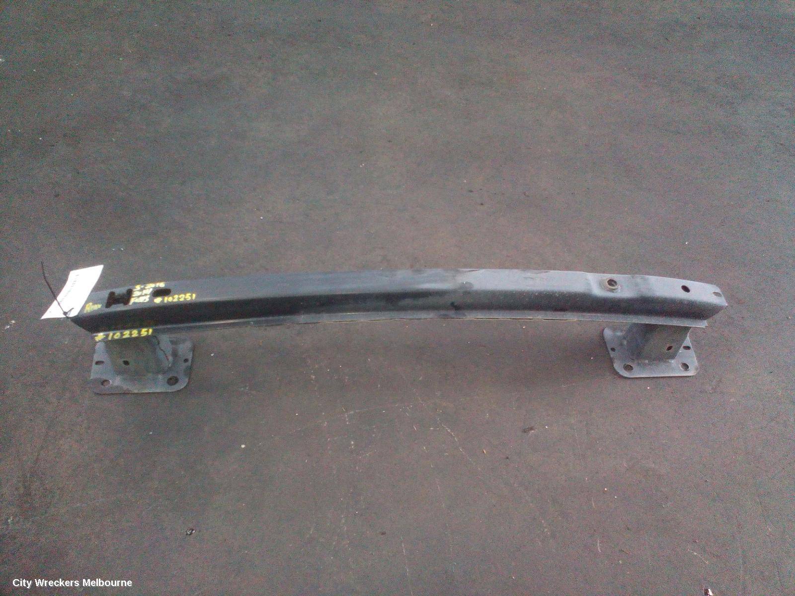 FORD FOCUS R/BAR BRACKET/REINFO, REINFORCEMENT, HATCH, LW, 08/2012 - 08/2015 - Image 1